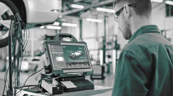 Automotive Software Traceability for the Software-Defined Vehicle Era
